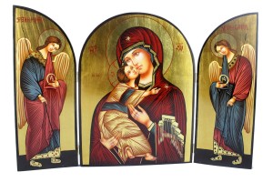 Importante trittico icona dipinto a mano raffigurante Madonna con Bambino ed arcangeli. Dimensioni trittico aperto cm 60 x 40.