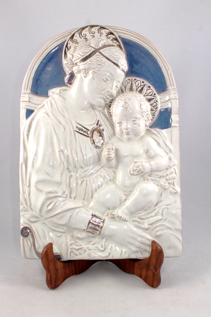 Bassorilievo in Ceramica di Faenza raffigurante Madonna con bambino.